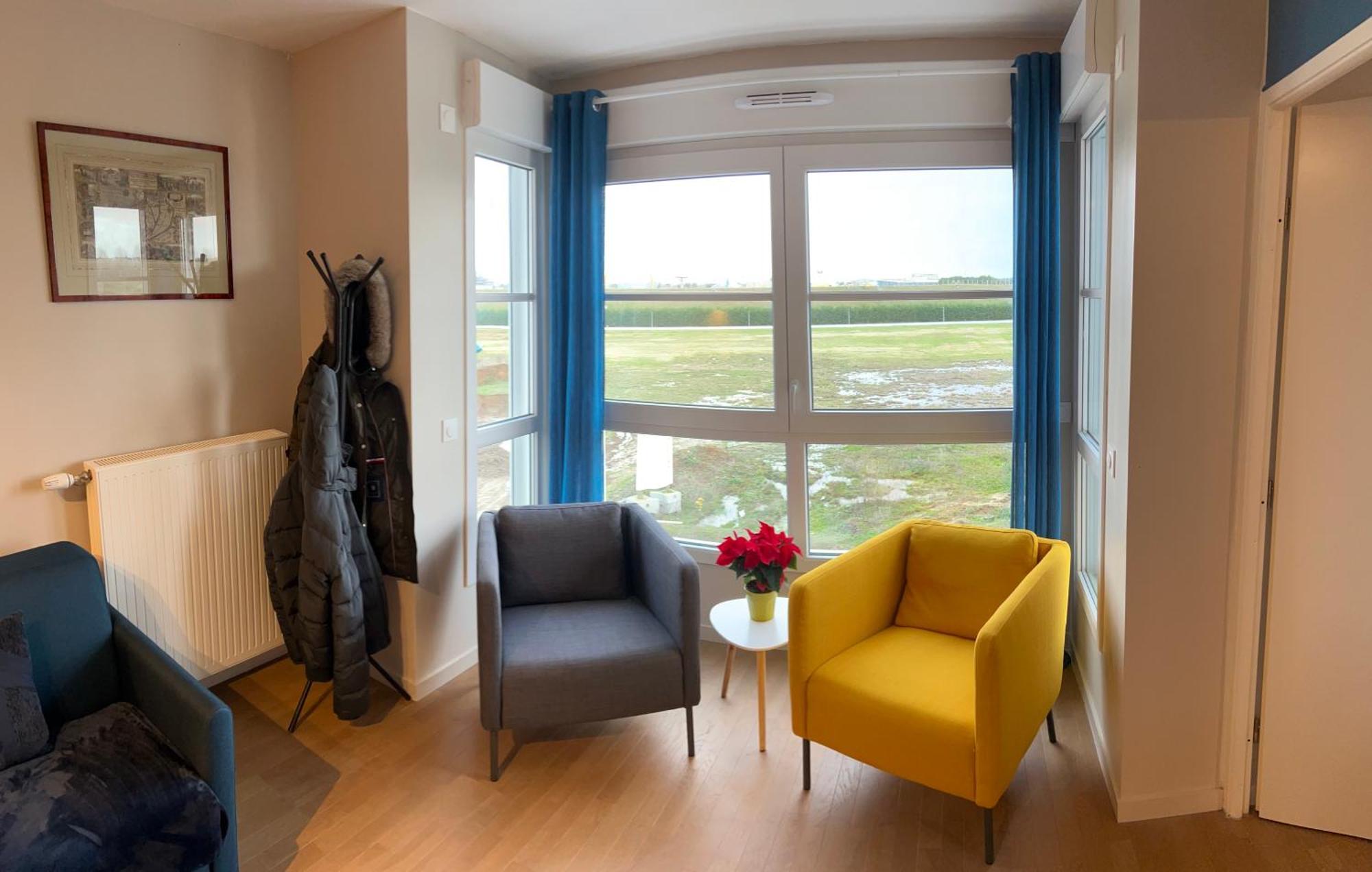 Appartement Cosy Proche Disneyland - Tout Confort シェシー エクステリア 写真